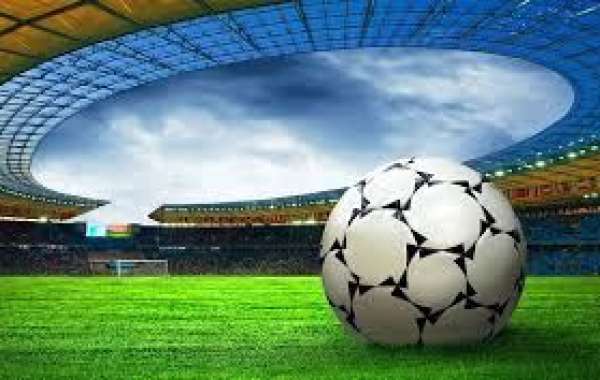 What is a football betting forum and its outstanding advantages?