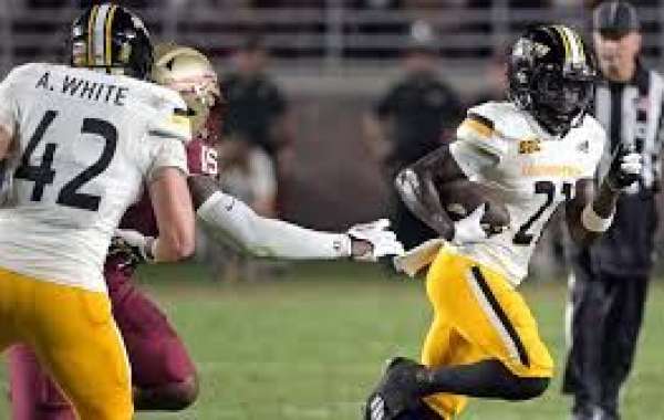 South Alabama hosts Southern Miss out on when Curbelos 24-place sport