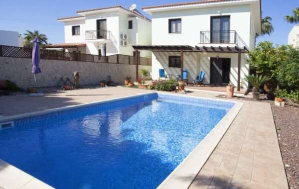 How Cyprus is Becoming the Ideal Destination for Real Estate Investors: A Glimpse into Maroni and Beyond