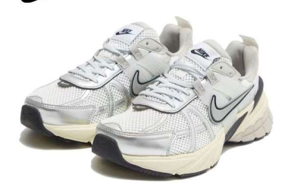 Nike復古跑鞋選購與搭配指南