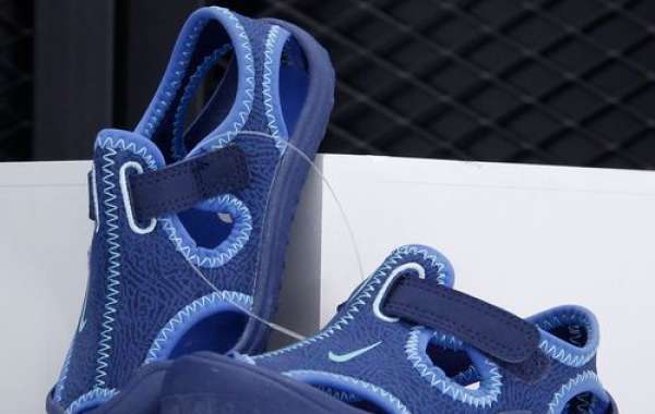 NIKE Aqua Swoosh รองเท้าแตะเด็ก: ความสบายที่มาพร้อมกับดีไซน์สุดชิค