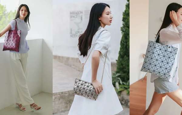 ISSEY MIYAKE包包實用性解析：時尚與功能兼備