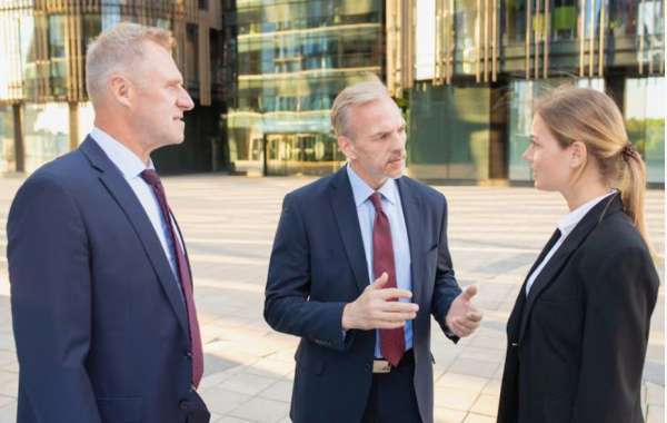 The Capital’s Legal Jungle: How to Find the Best Solicitors in London for Immigration